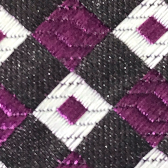 GIORGIO ARMANI 100% silk designer luxury tie. NWOT - Picture 2 of 7